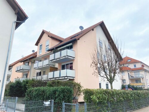 Edingen-Neckarhausen 3 Zimmer Dachgeschosswohnung im 3.OG mit Dachterrasse und Ausbaupotential  