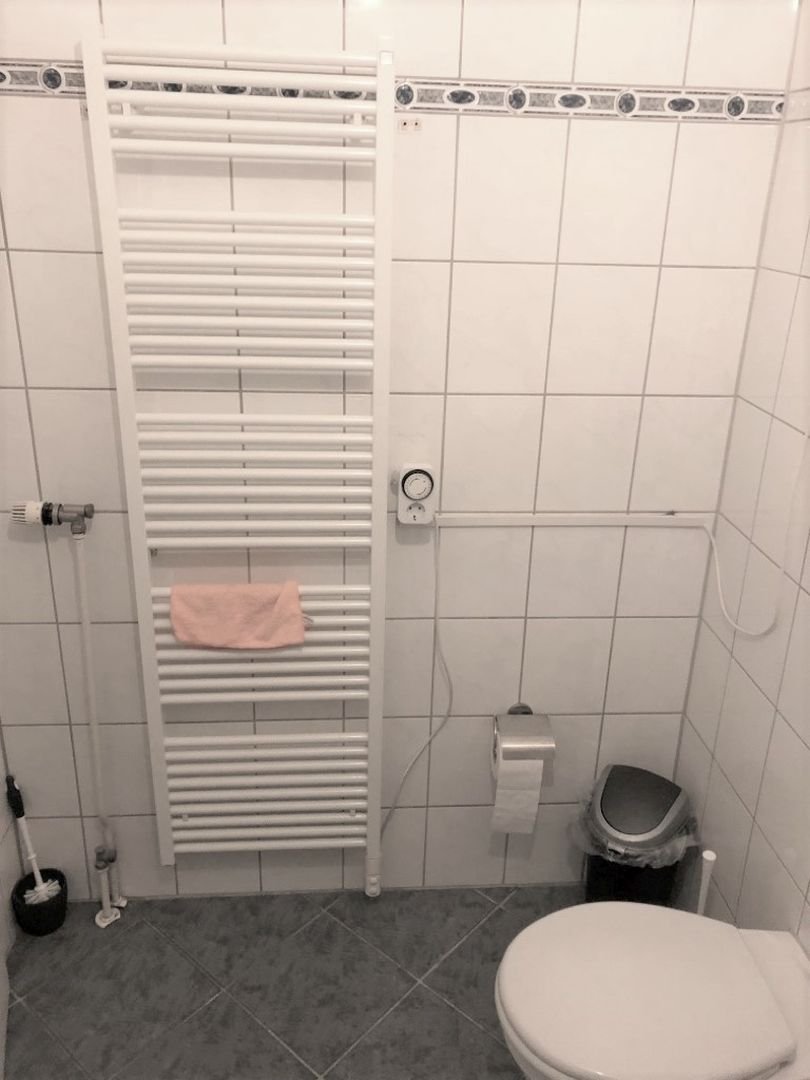 Badezimmer Ansicht 2