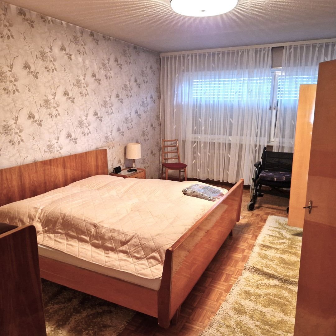 Schlafzimmer OG